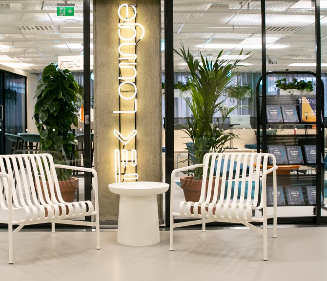 TEK Lounge Lappeenranta tuolit toimisto