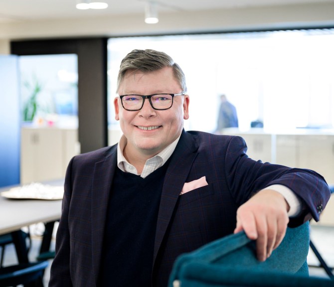Kuvassa on TEKin toiminnanjohtaja Jari Jokinen.
