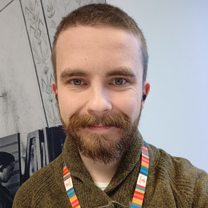 Kasvokuvassa Frans Cederlöf.