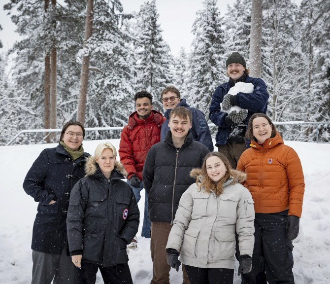 TEKin tykit yhteiskuvassa.