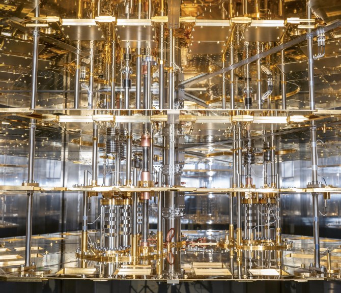 Blueforsin KIDE-laitteiston sisäpuoli.