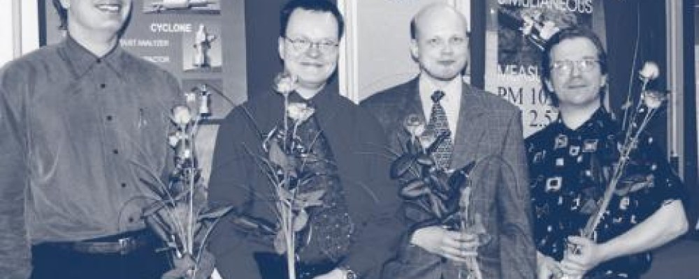 TkT Juha Tikkanen (vas.), TkT Mikko Moisio, prof. Jorma Keskinen ja DI Kimmo Pietarinen.