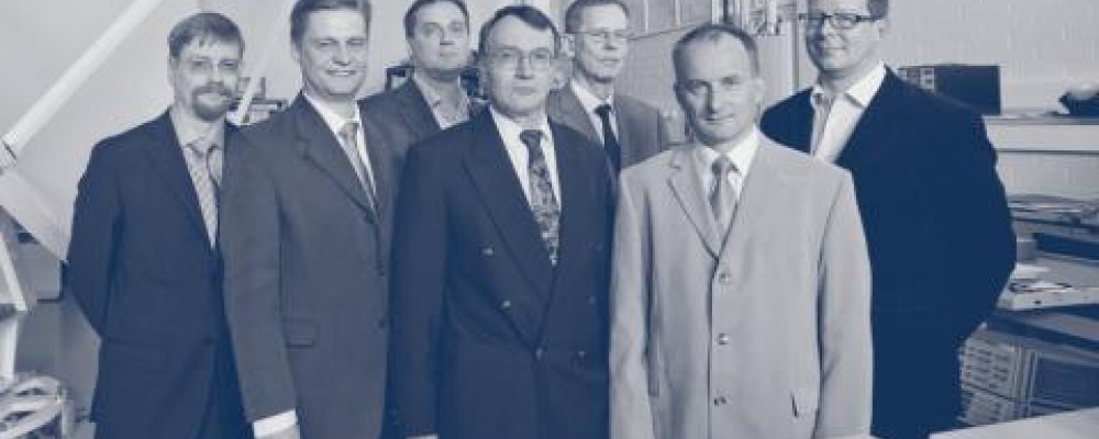 Tutkatiimi vasemmalta: Petri Haapanen, Juha Salmivaara, Rainer Sanmark, Henry Andersson, Pentti Karhunen, Reino Keränen ja Timo Lyly.