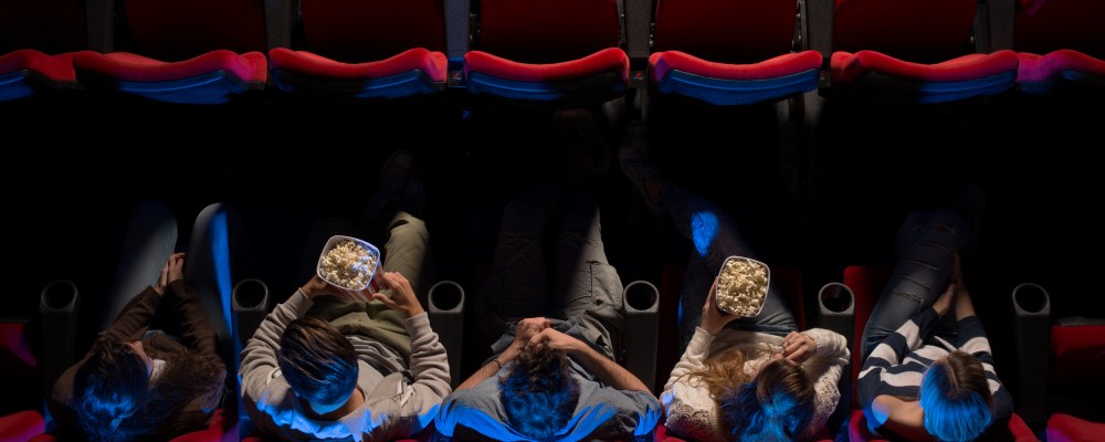 Ihmiset elokuvateatterissa