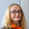 Sirkku Pohjan kasvokuva.