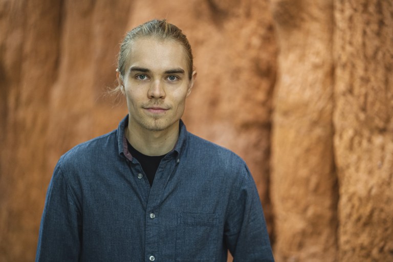 Elias Vänskä, author of the best master’s thesis in mathematics, physics or computer science of 2022.