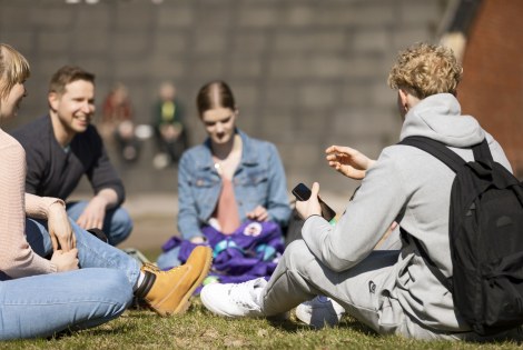 Opiskelija, opiskelu, teekkari, kampus, yliopisto