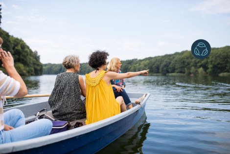 vene, kaksi ihmistä, järvi