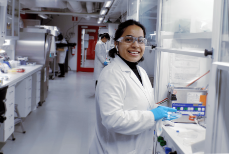 Pranava Pakala working in a lab.