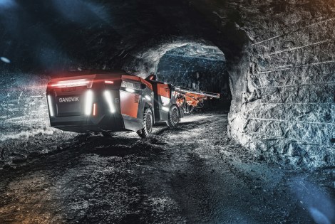 Kaivosrobotti kaivoksessa.