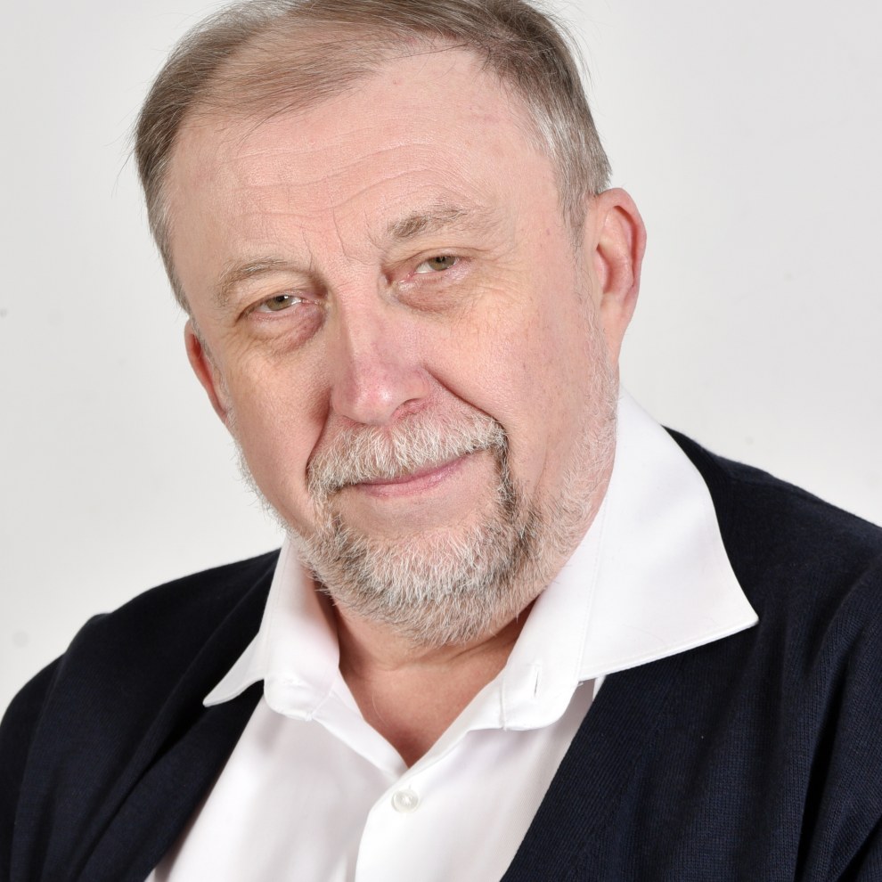Uusikartano Ari