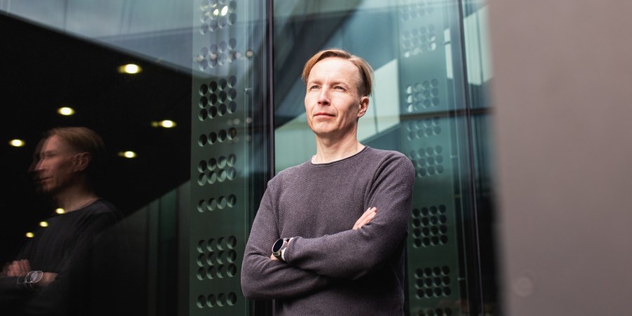 Kuva puhujasta Ari Väänänen